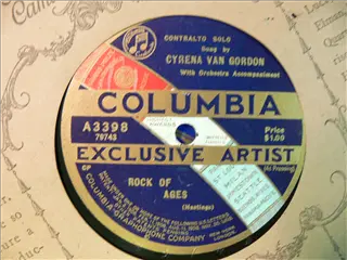 small_columbia a3398 a.webp